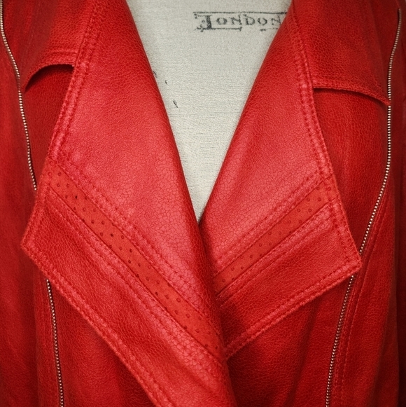 Red faux Suede Plus Size Jacket - Picture 6 of 14